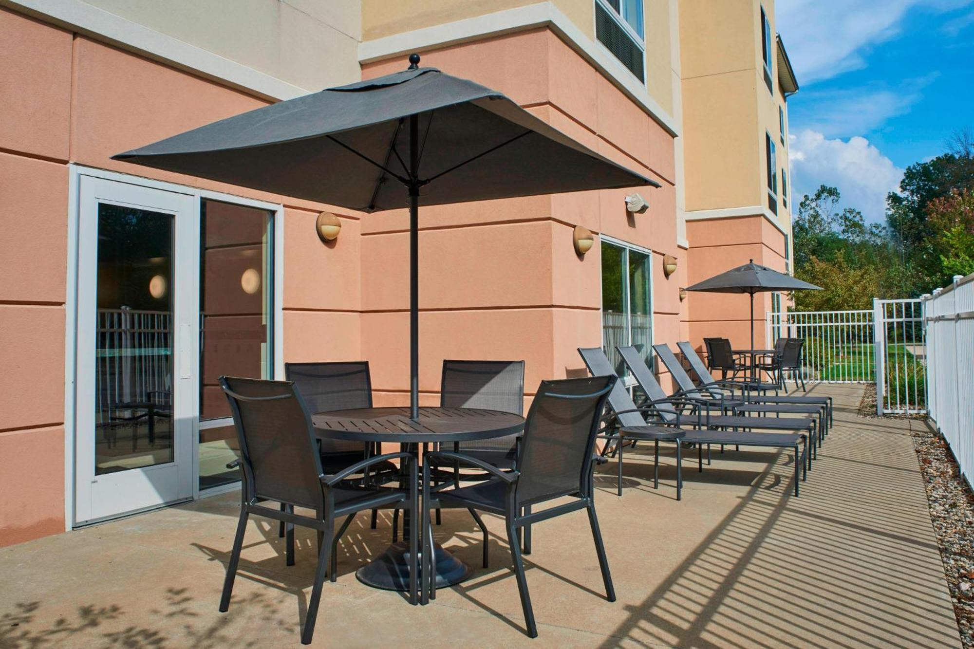 Fairfield Inn And Suites New Buffalo Esterno foto