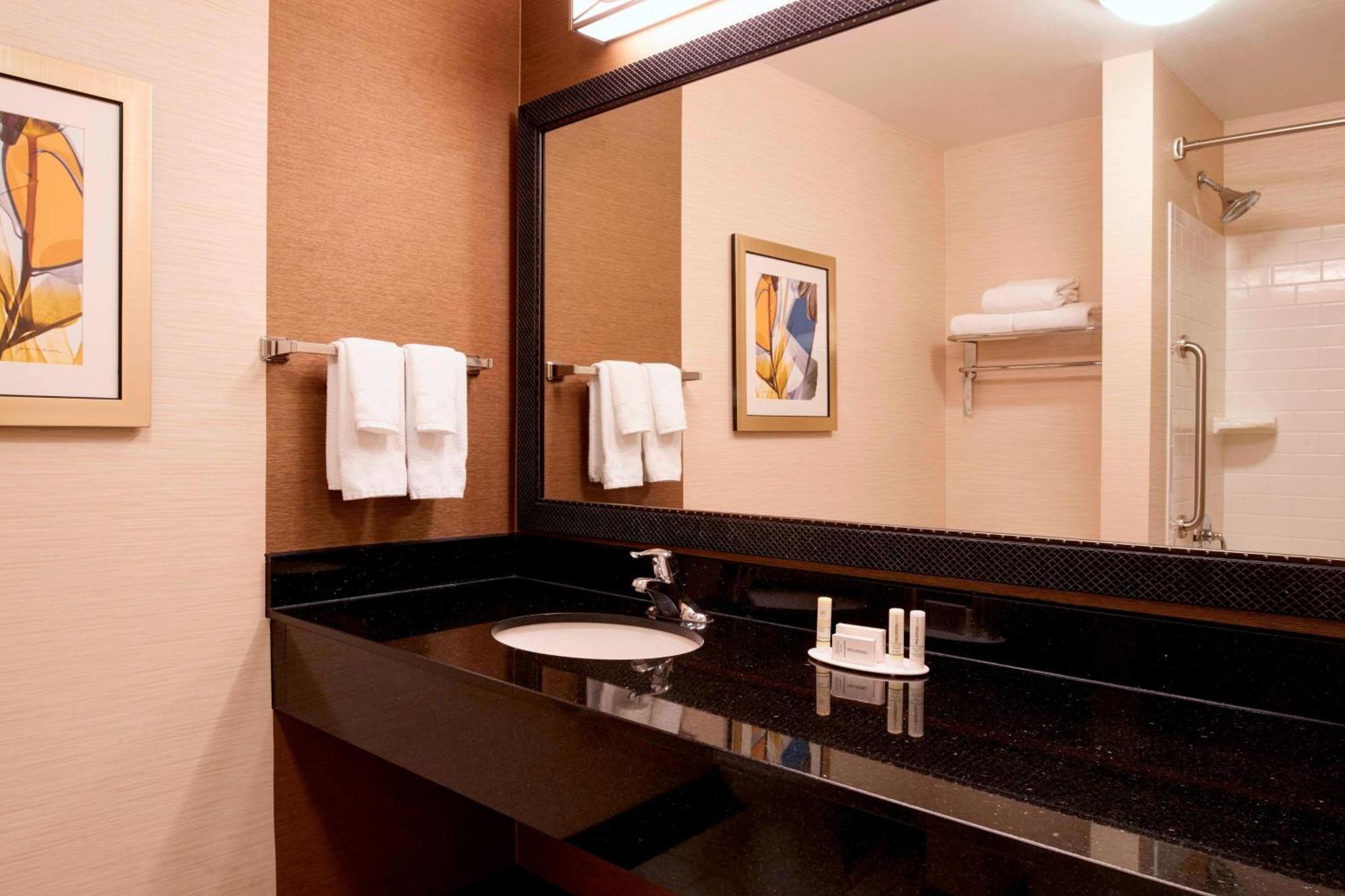 Fairfield Inn And Suites New Buffalo Esterno foto